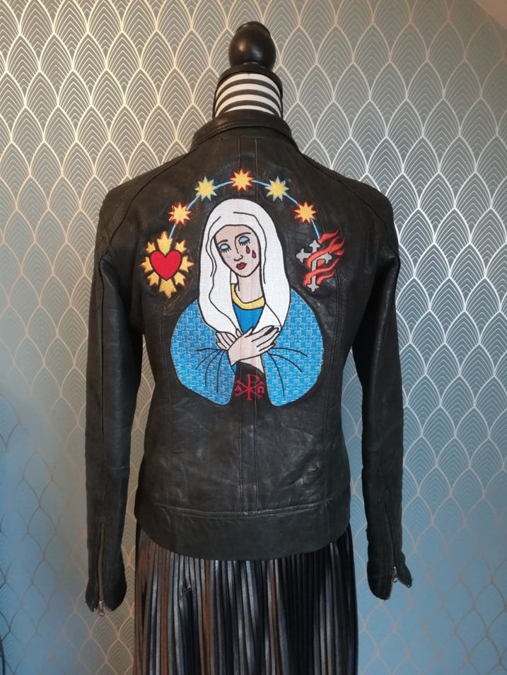 the blood tears virgin la veste tatouée