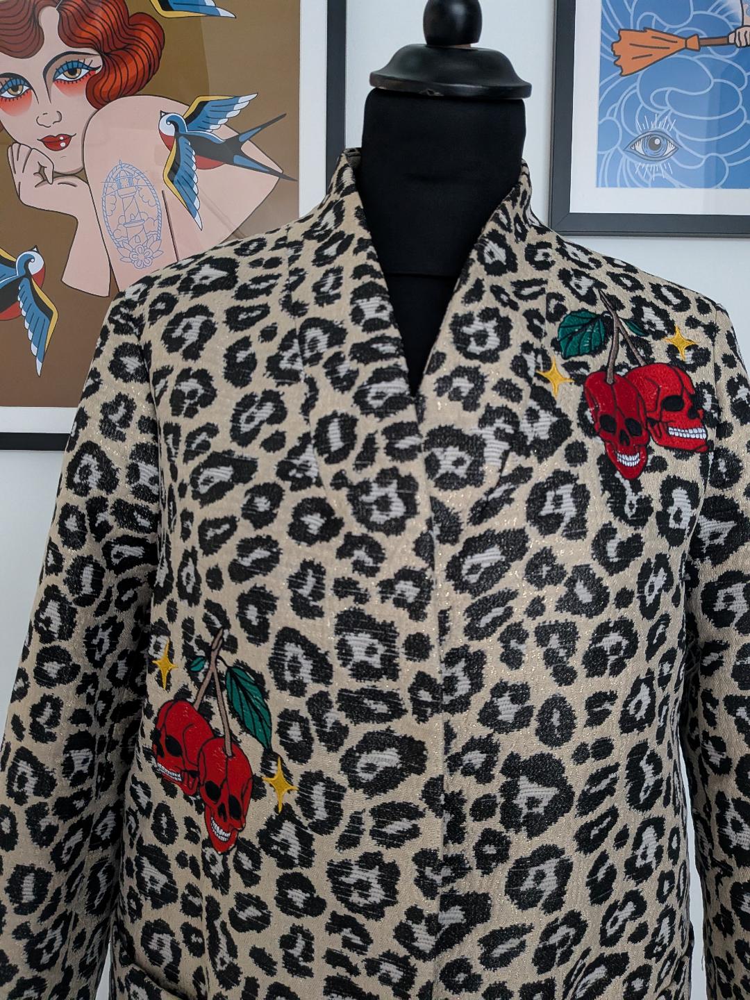 Léopard Cherry Skulls : modèle unique – Image 8